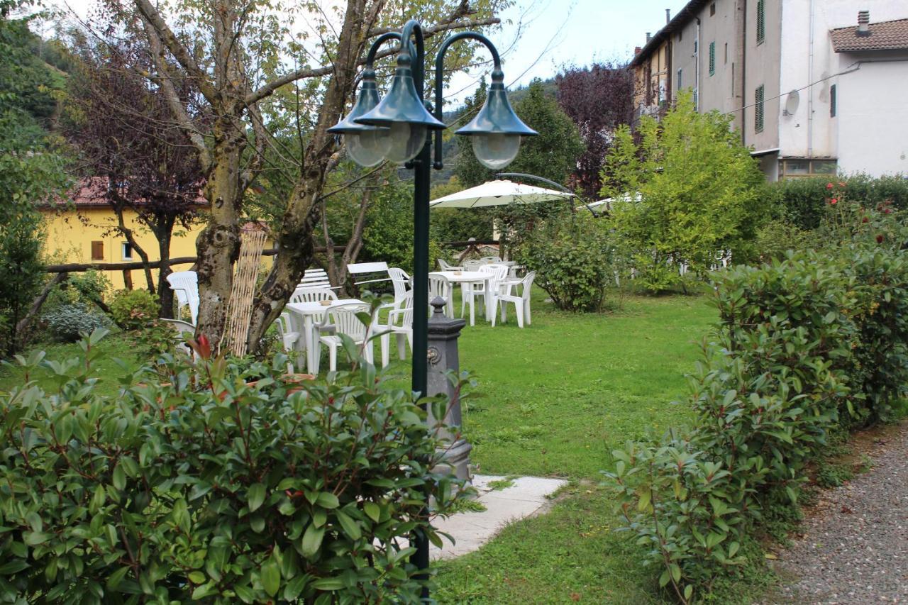 Hotel Margherita Montepiano Exterior photo